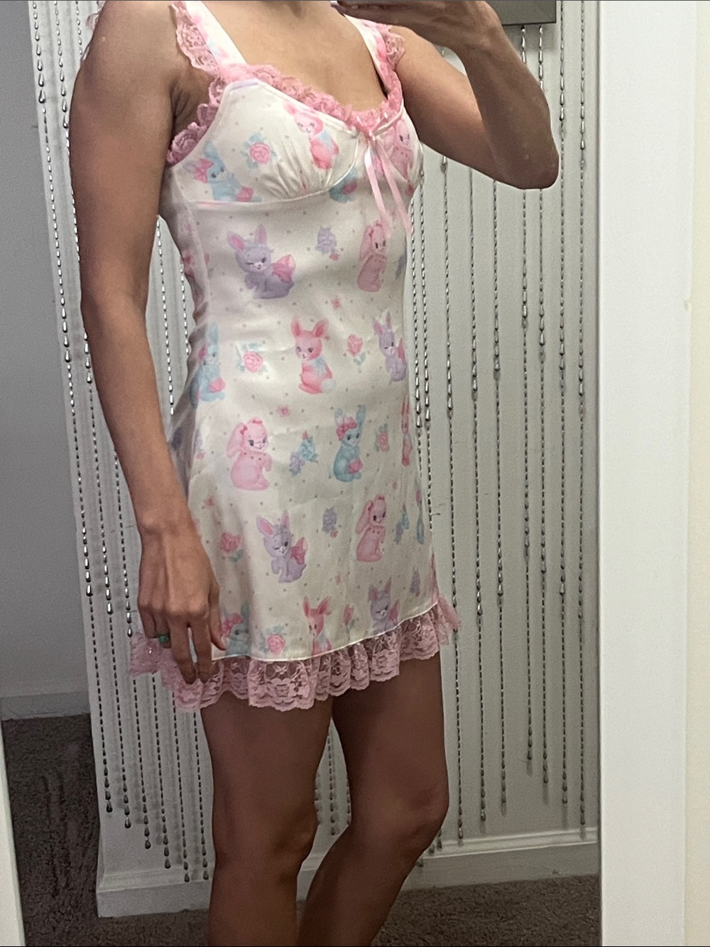 Cutesy printed minidress with lace trim - Picture 3 of 6